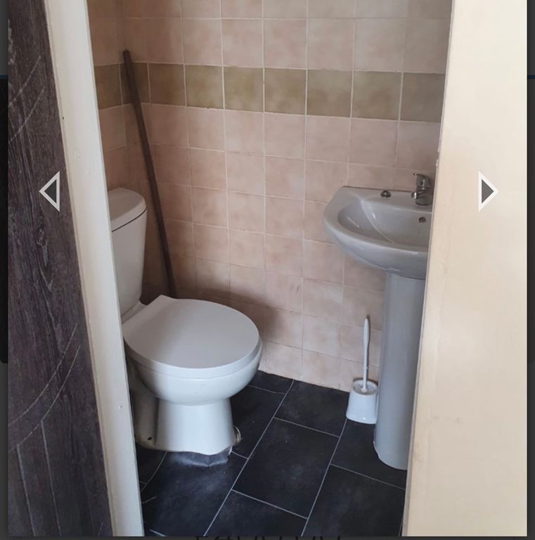 Property photo 3 of 4