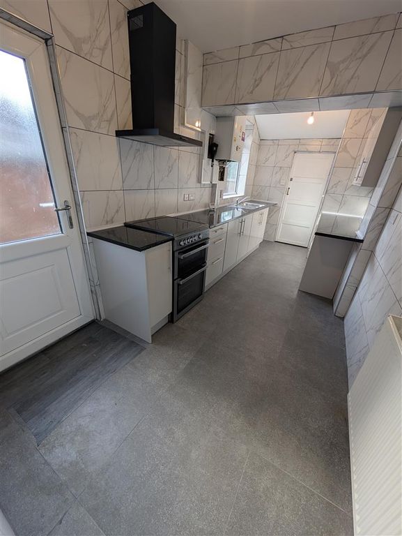 Property photo 3 of 9 129736.Jpg