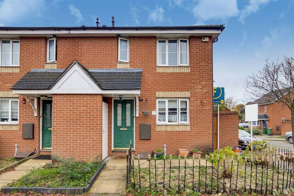 Property photo 1 of 17