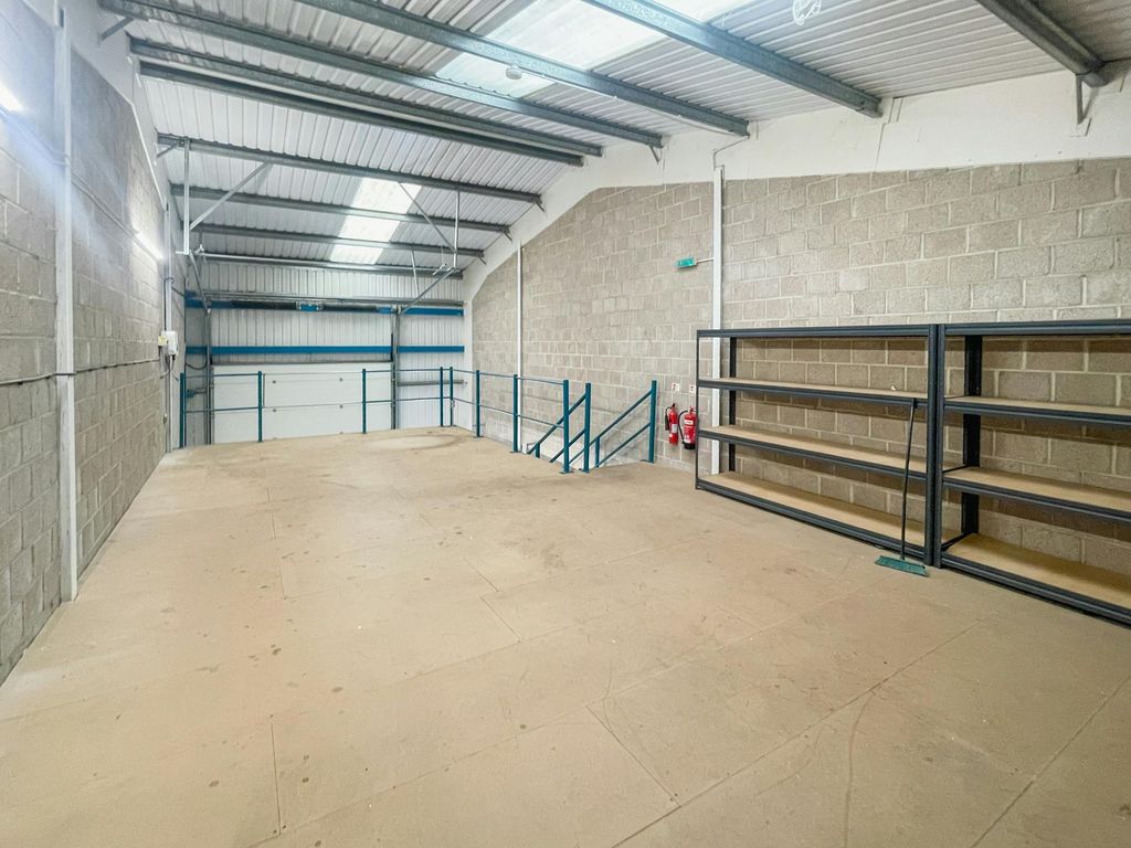 Property photo 3 of 5 4.Jpg