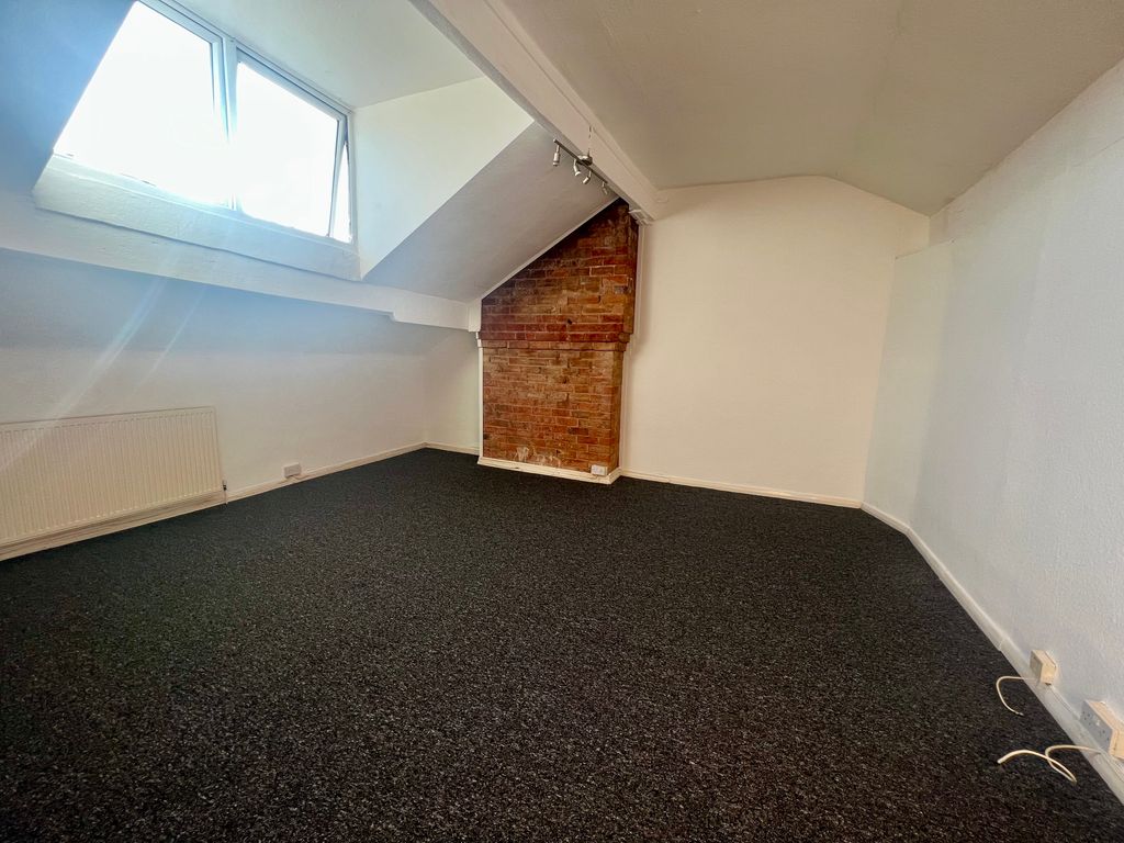 Property photo 3 of 5