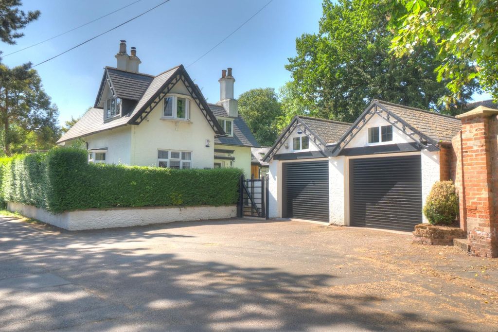 Property photo 1 of 38 Batched 1111.Jpg