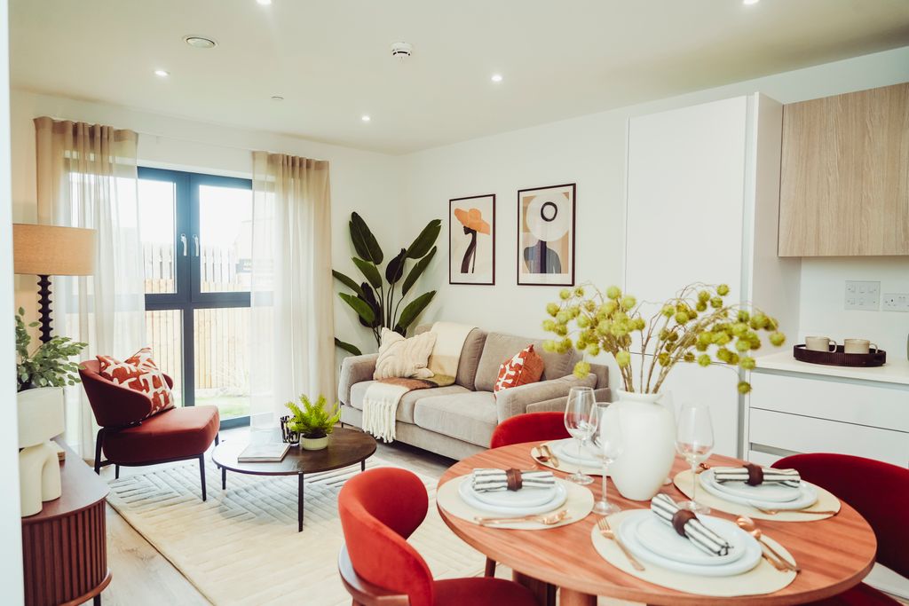 Property photo 2 of 15