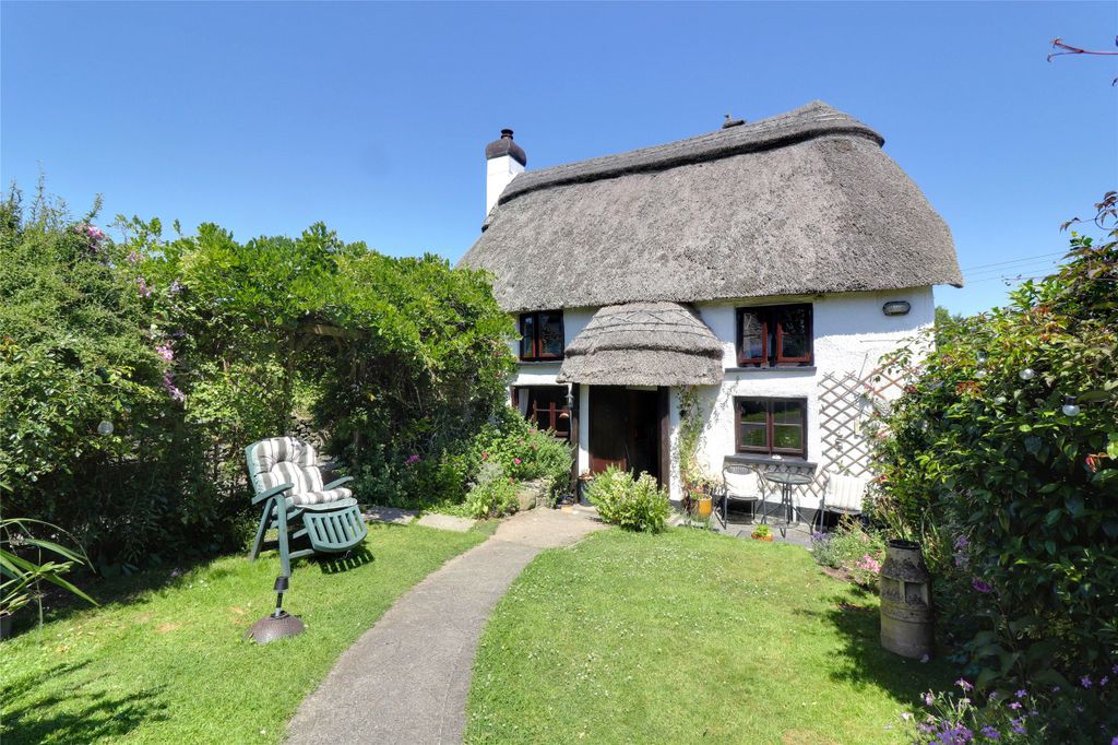 Property photo 3 of 28 3 - Picture No. 10