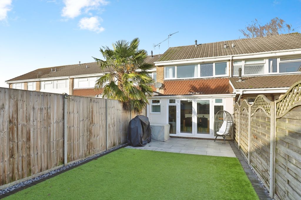 Property photo 2 of 20 Pbox-Img.Jpg