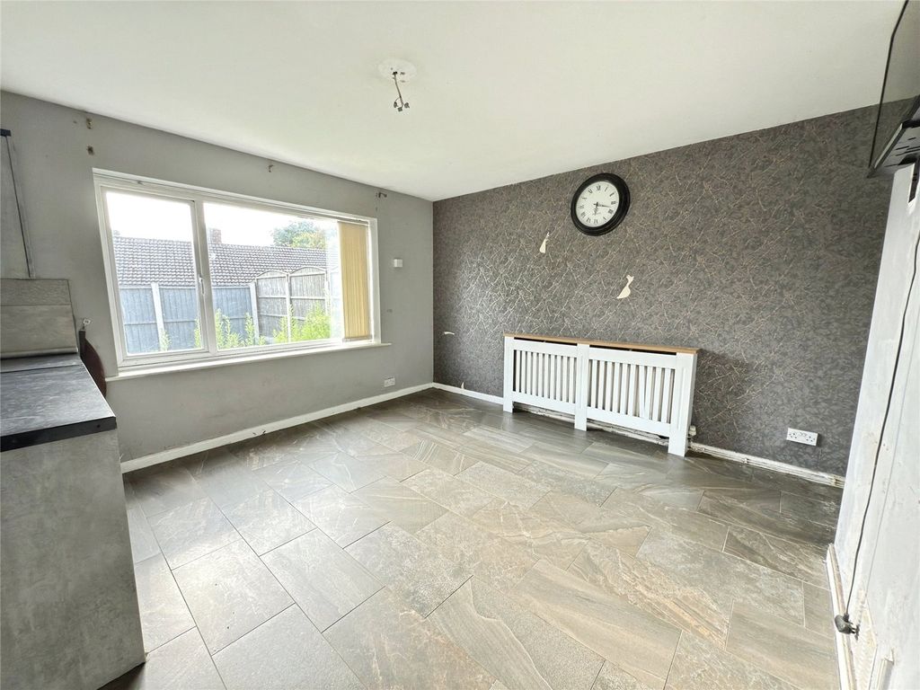 Property photo 3 of 17 Picture No. 13