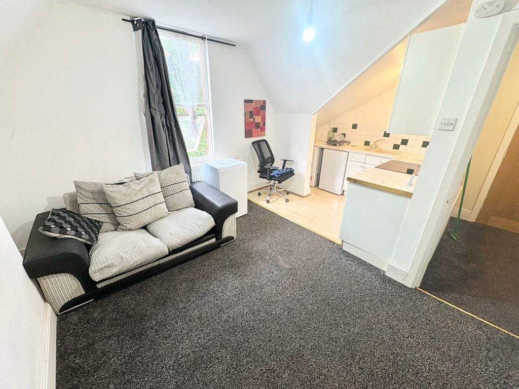 Property photo 2 of 5