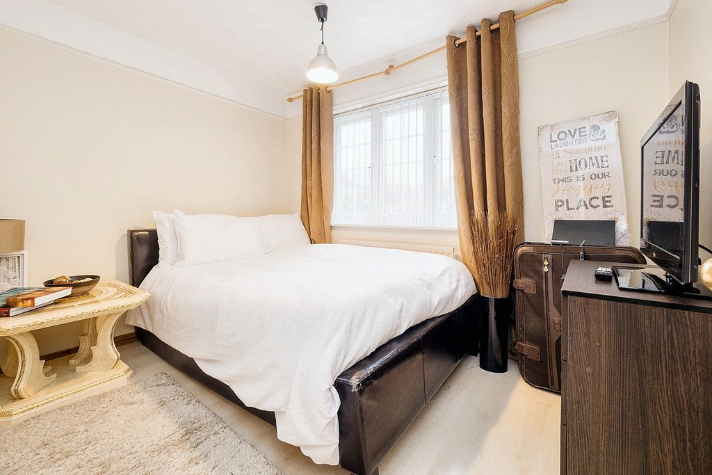 Additional image 16 of 4 bed detached house for saleAdvice Avenue, Grays RM16