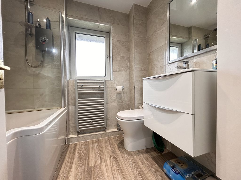Property photo 3 of 11 Img_9324