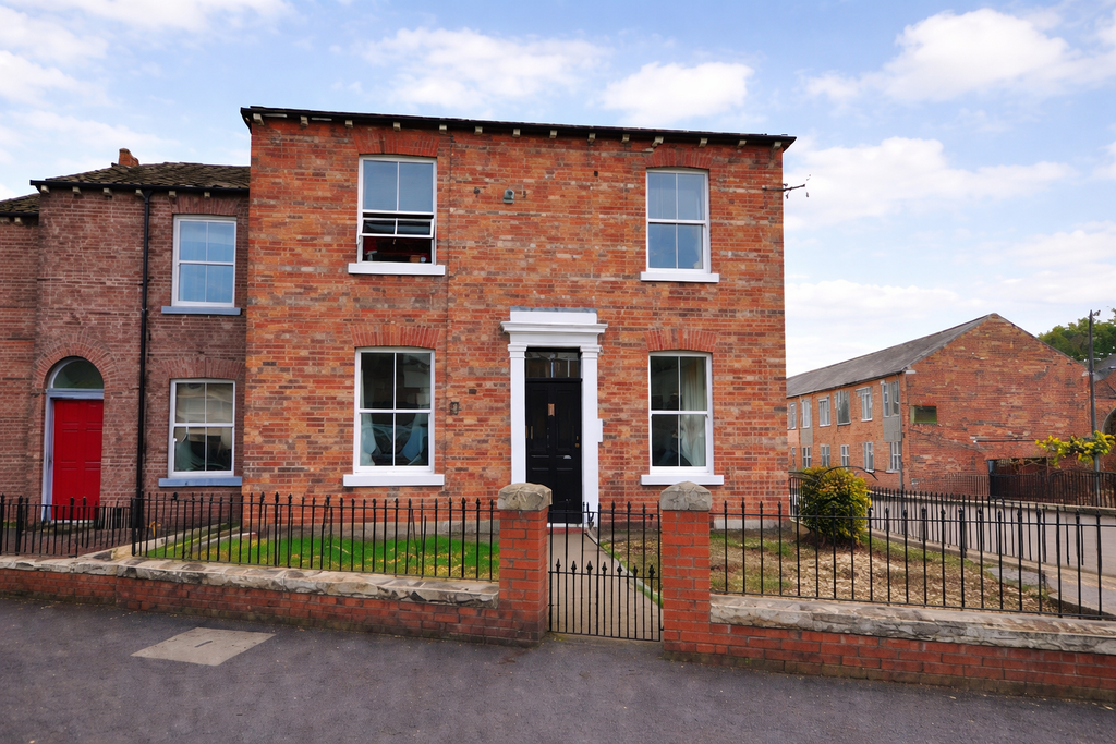 Property photo 1 of 6 Flat 1, 14 Myddleton Street, Carlisle