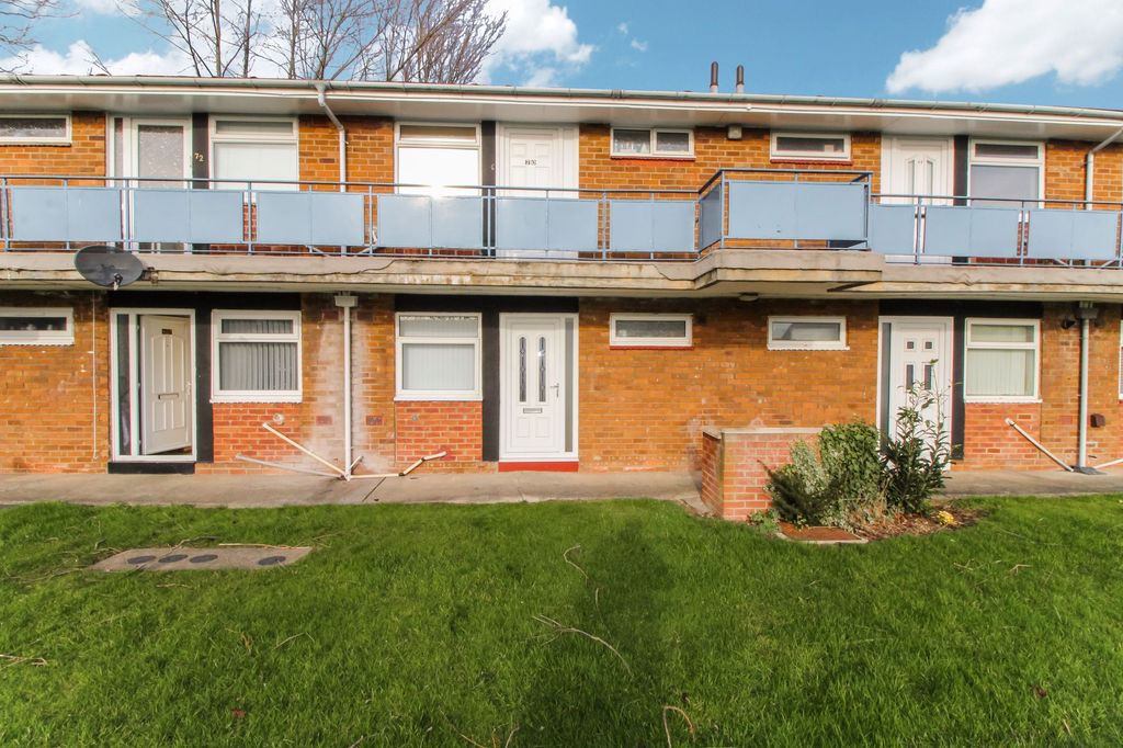 Property photo 1 of 5