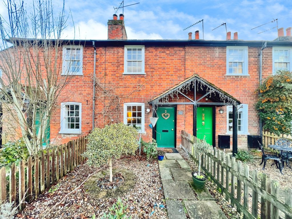 Property photo 1 of 17 Front