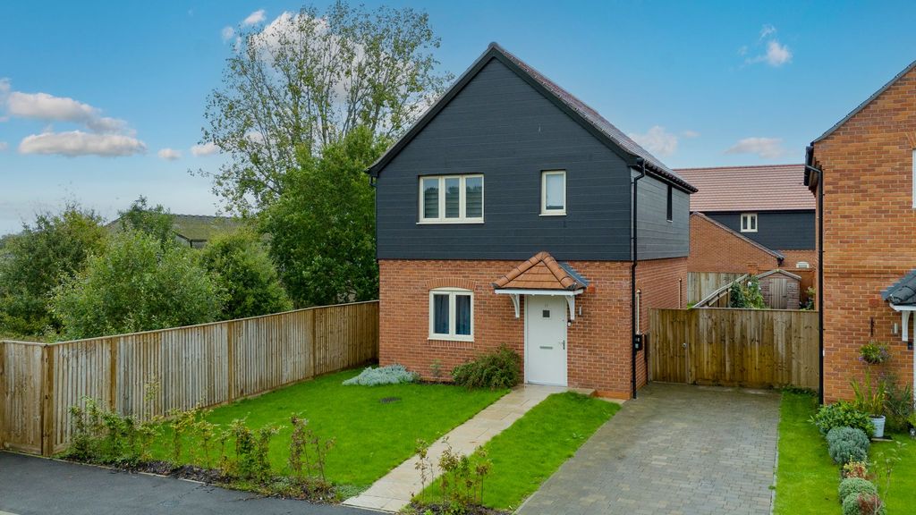 Property photo 1 of 12