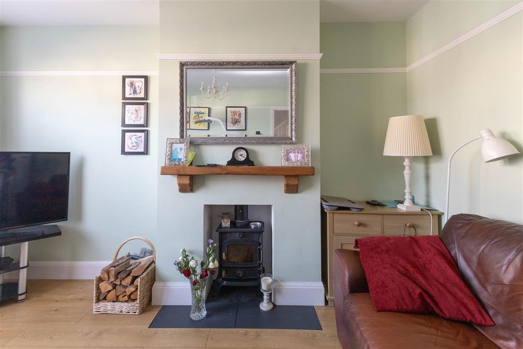 Property photo 2 of 20 Img_8141.Jpg