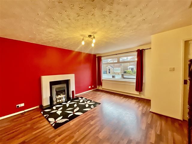 Property photo 2 of 21 Lounge