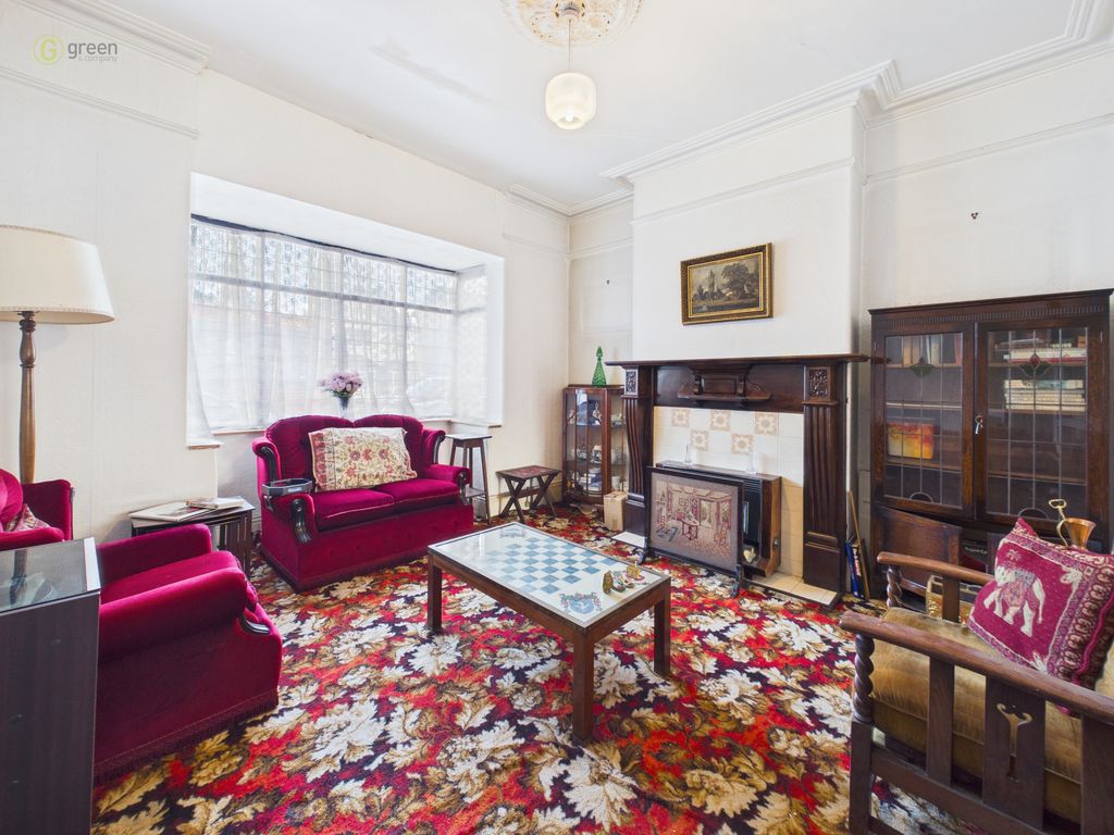 Property photo 3 of 23 Cam01698G0Pr0166Still0011