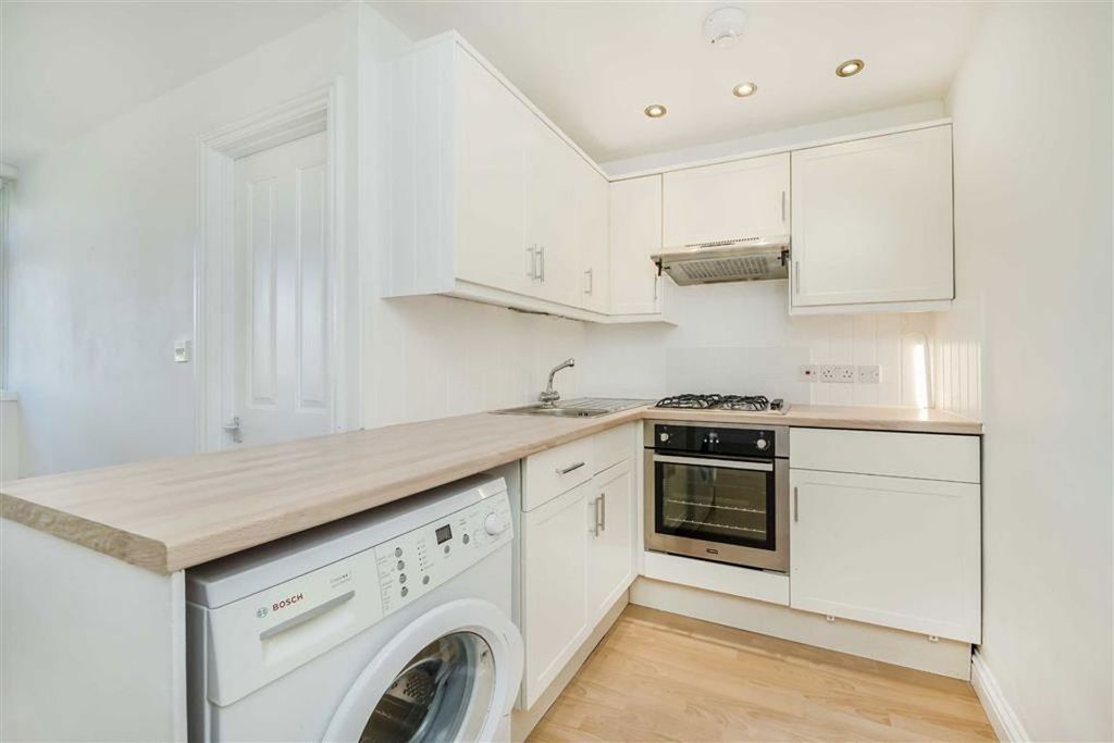 Property photo 3 of 4