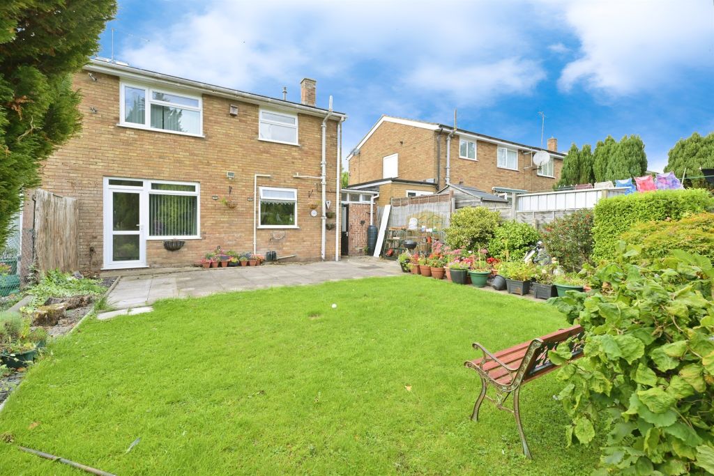 Property photo 2 of 17