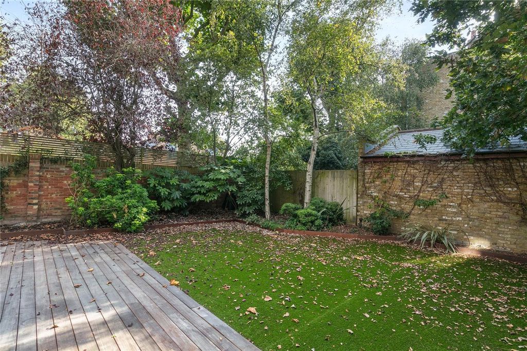 Property photo 2 of 27 Picture No. 07