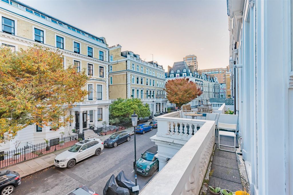 Property photo 3 of 15 0D2A4065-Hdr.Jpg