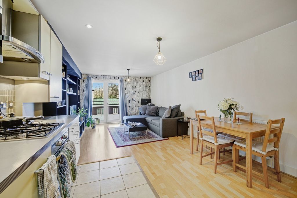 Property photo 3 of 7 Picture No. 07