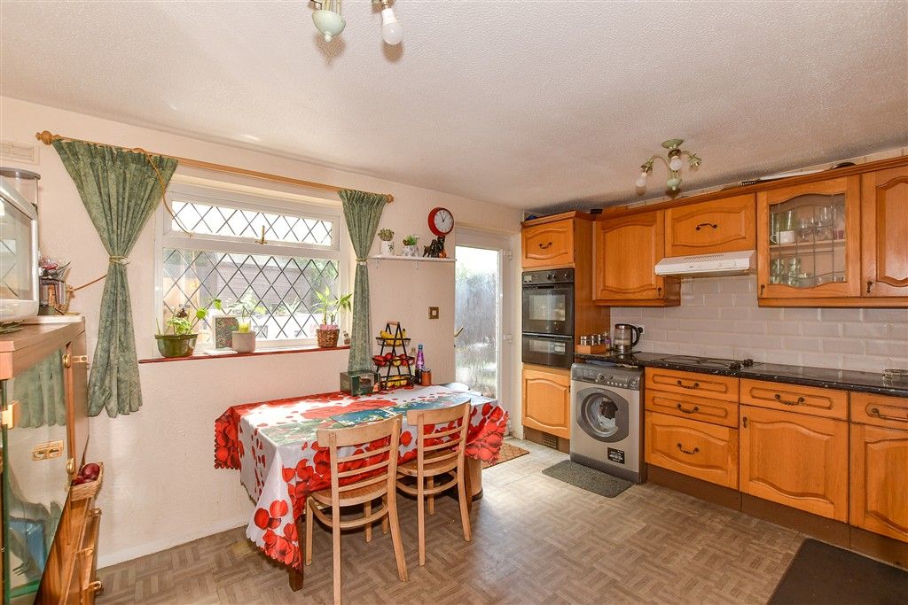 Property photo 3 of 10 Kitchen/Diner