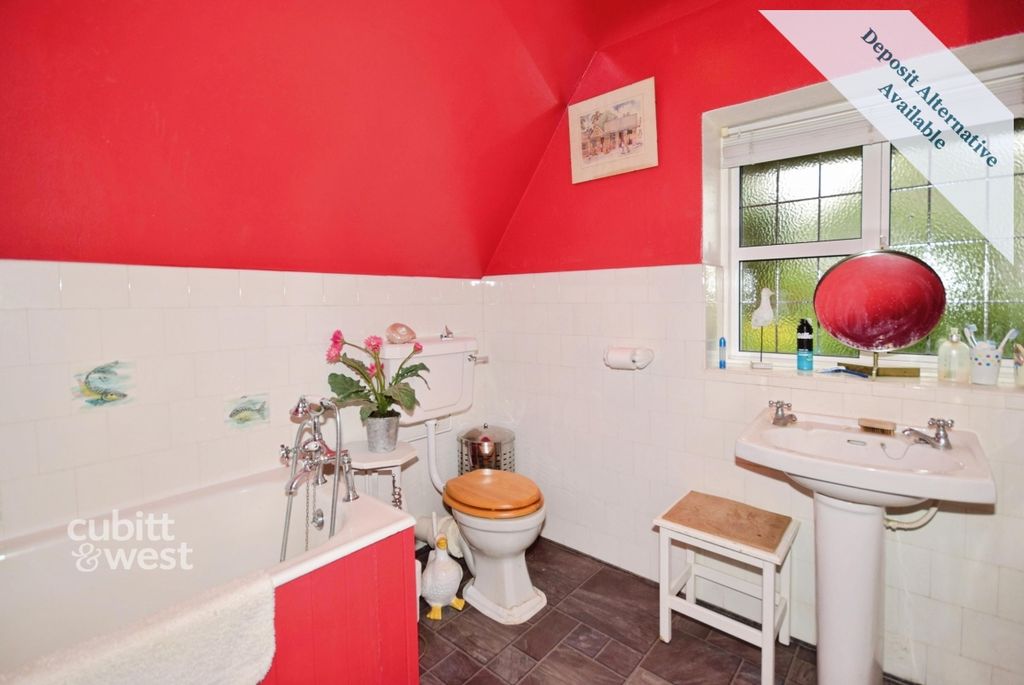 Property photo 3 of 7 Room 2 4 Sea Clos...