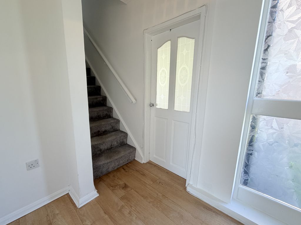 Property photo 3 of 17 Gallery