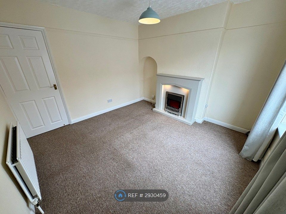 Property photo 2 of 21