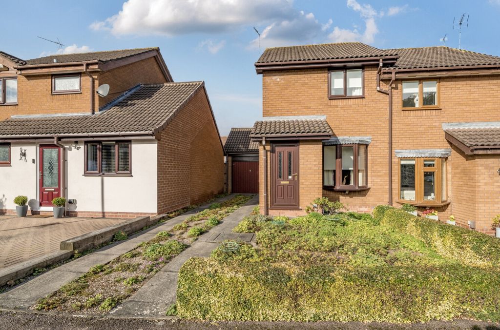 Property photo 1 of 18 1370142-7-68F793148d7B6