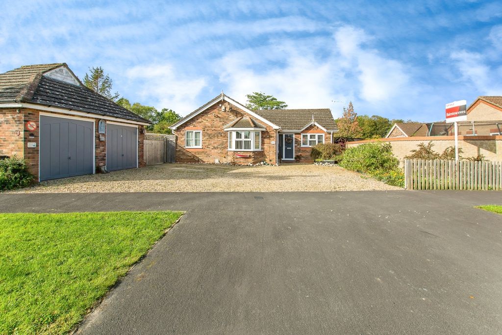 Property photo 1 of 17 Photo