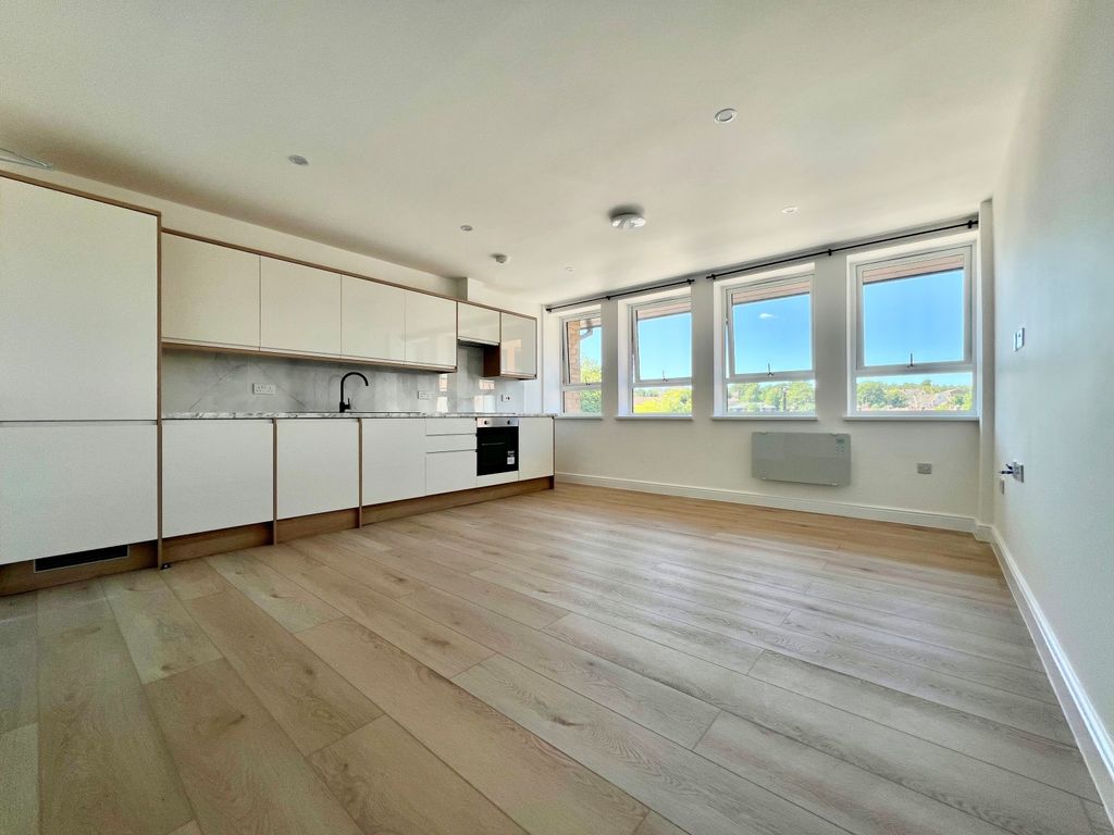 Property photo 2 of 7 Studio