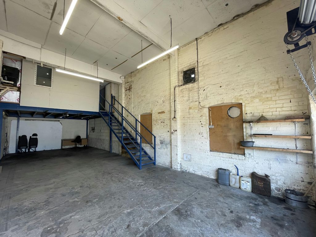 Property photo 2 of 5 Img_5576.Jpg