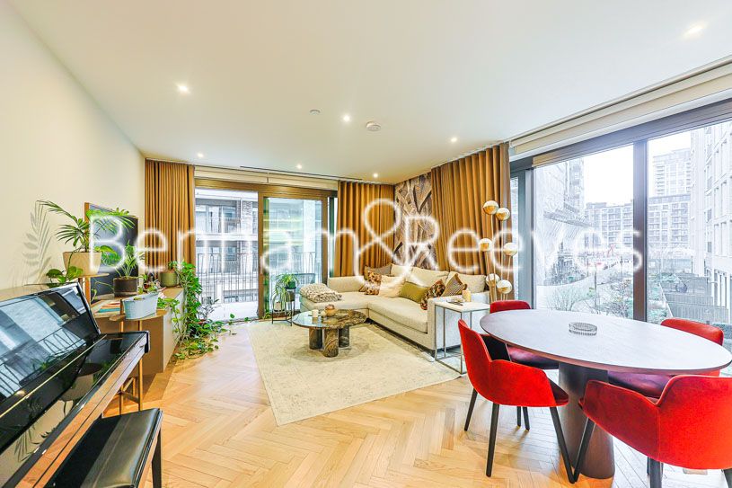 Property photo 3 of 23