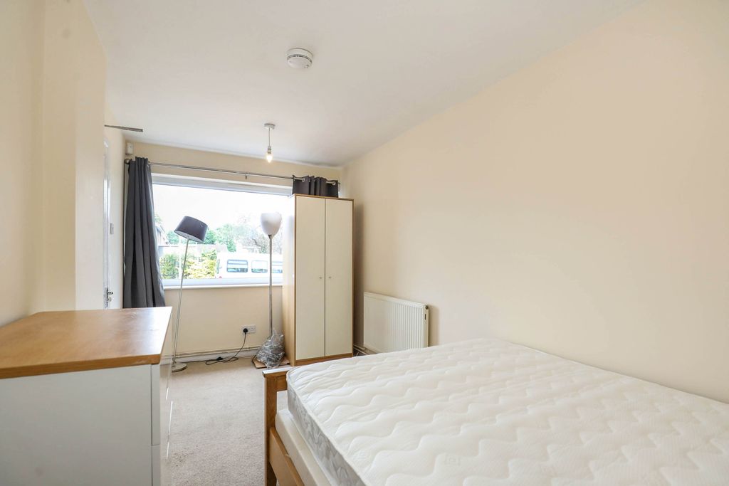 Property photo 1 of 8 1