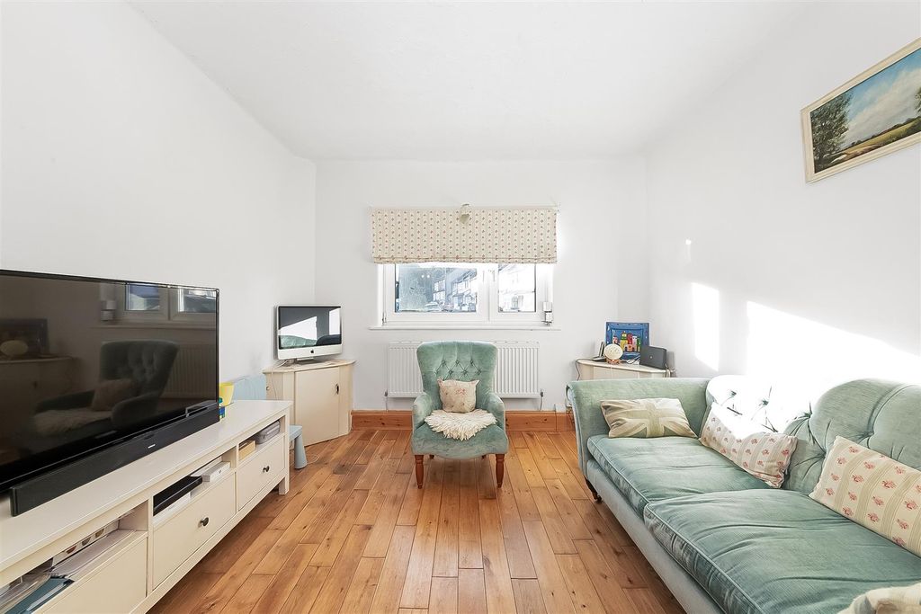 Property photo 3 of 12 Reception Room