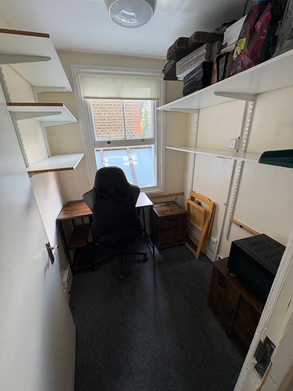 Property photo 2 of 2 Storage Room At 13 Clifton Road, Little Venice, London W9 1Sz