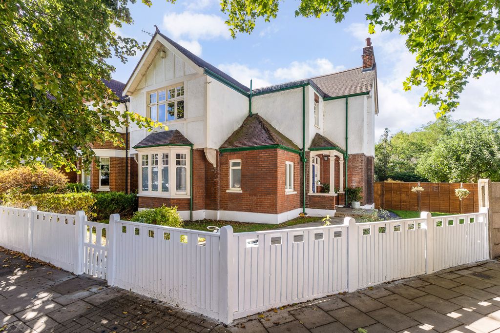 Property photo 1 of 13