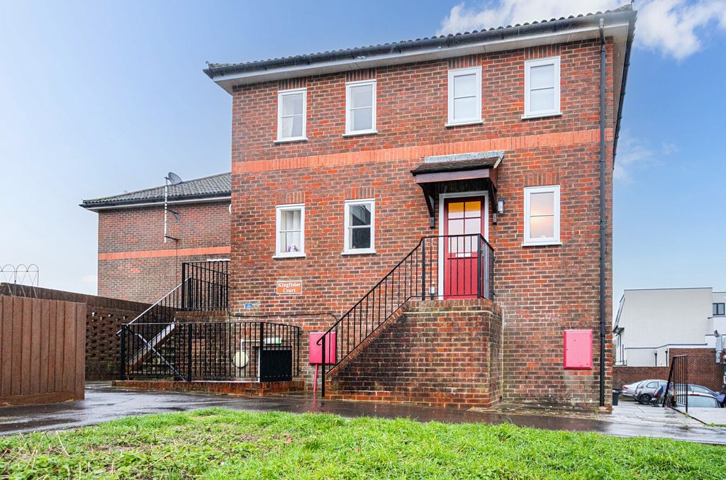 Property photo 1 of 11 1417370-2-6996c14...