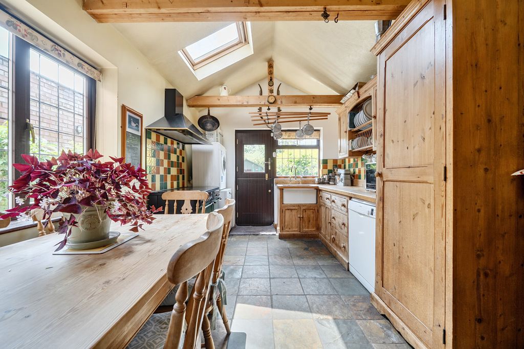 Property photo 3 of 20 1479179-10-6A3E78...