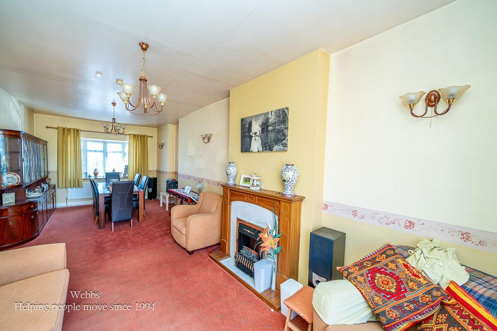 Property photo 3 of 31 Webbs-7.Jpg