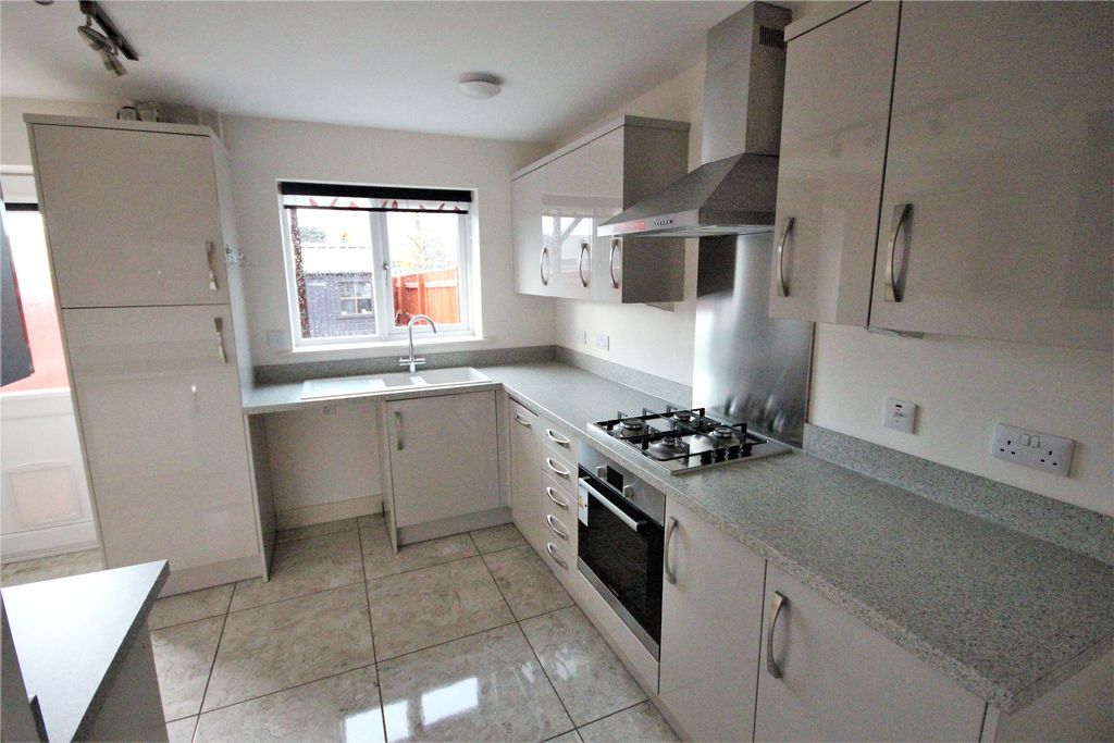 Property photo 2 of 8 Picture No. 06