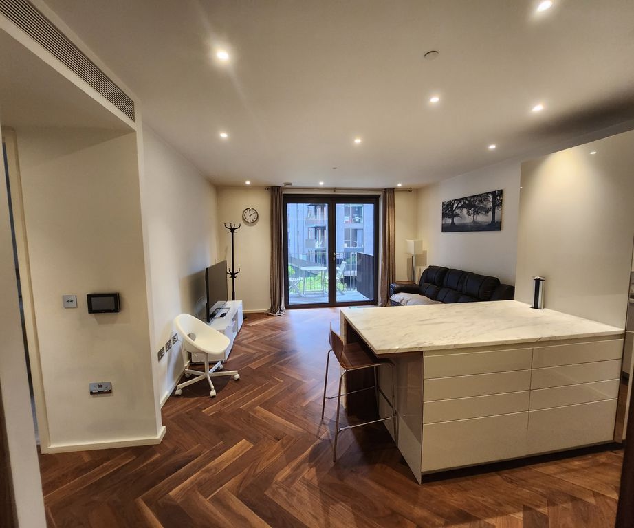 Property photo 3 of 12 Gallery