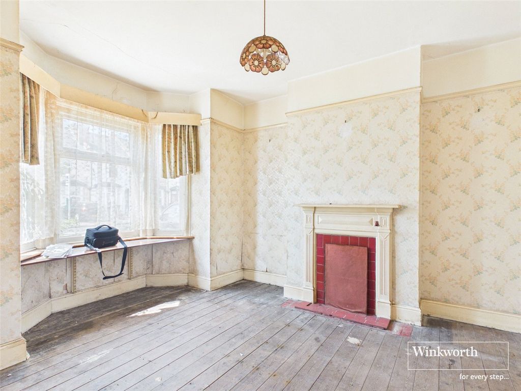 Property photo 2 of 11 Picture No. 01