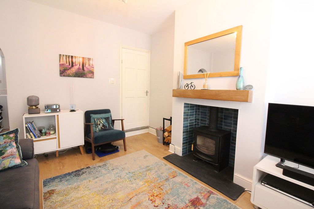Property photo 3 of 15