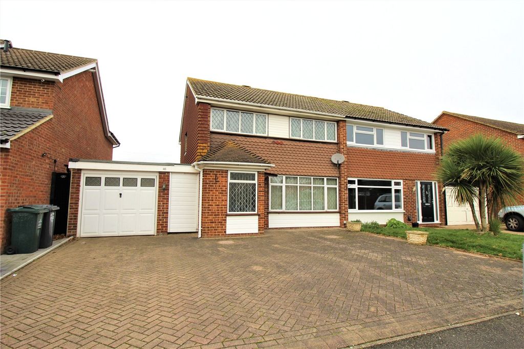 Property photo 1 of 14 Picture No. 15