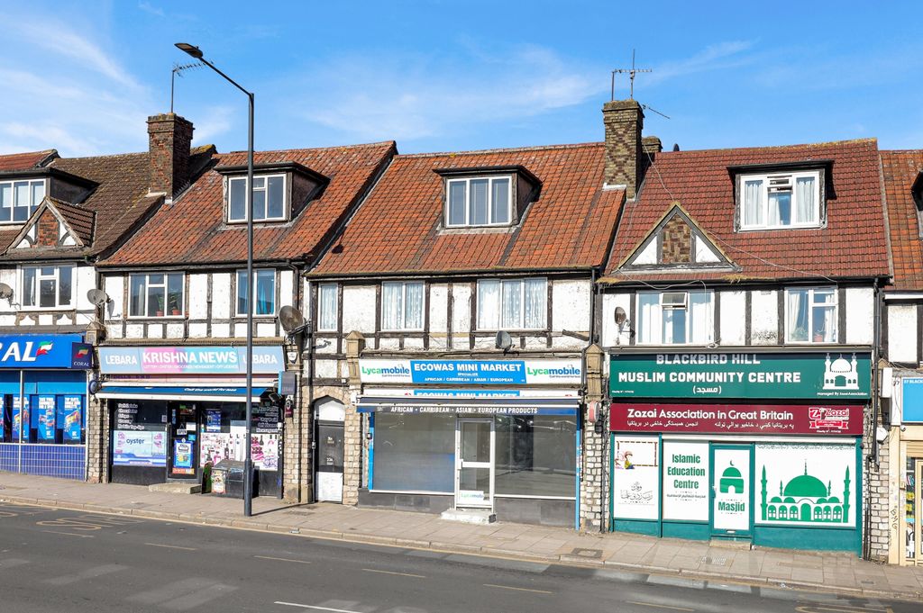 Property photo 2 of 3 Photo 4