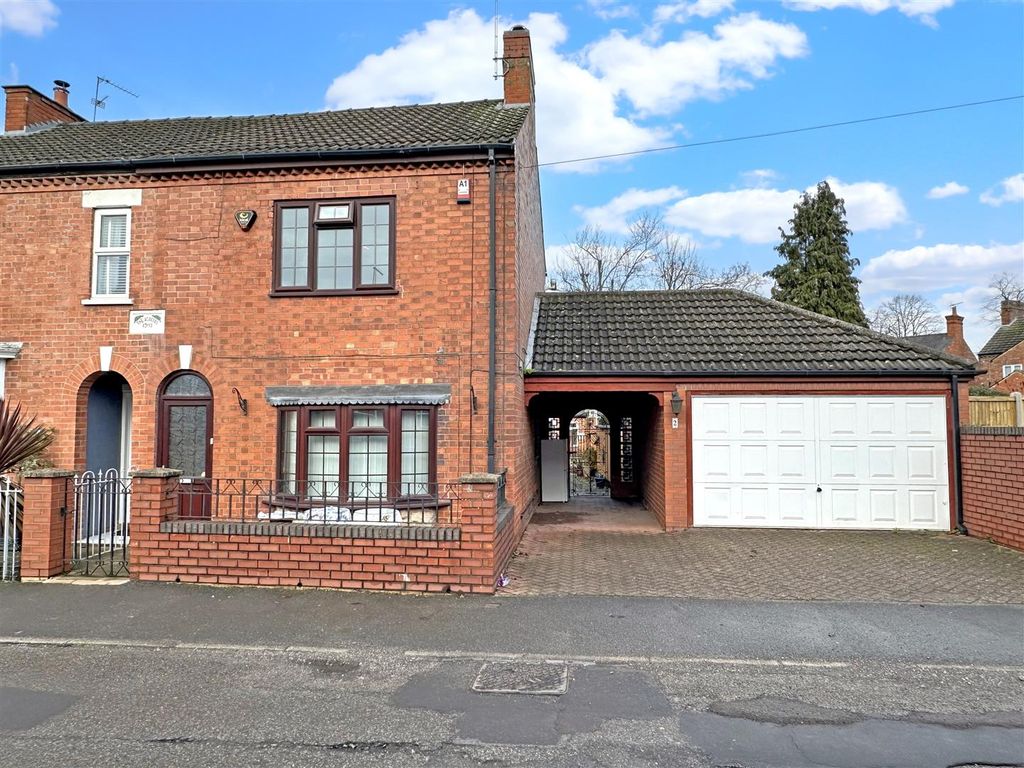 Property photo 1 of 25 Front Aspect 347