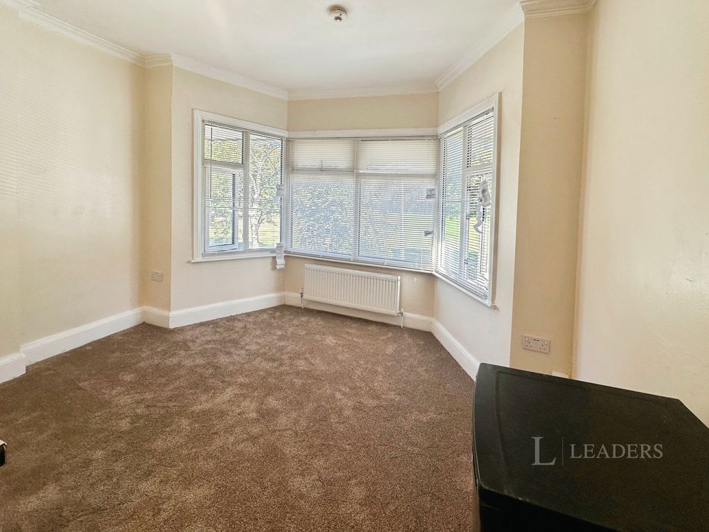 Property photo 3 of 10 Pbox-Img.Jpg