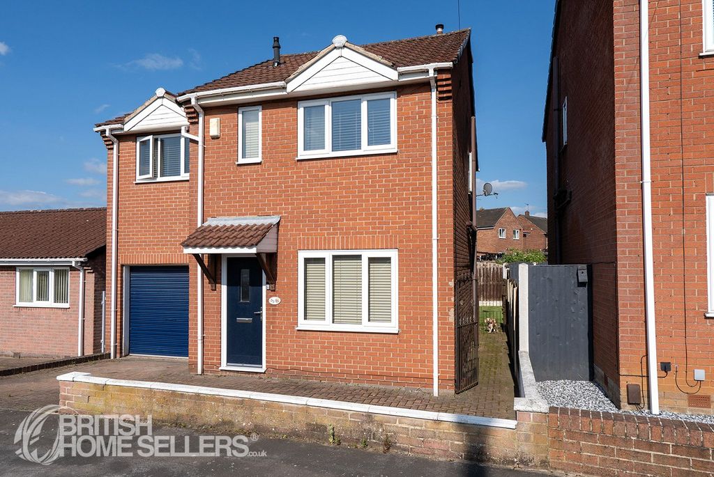 Property photo 3 of 29 Picture No. 21